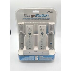 NYKO Charge‎ Station for the Wii